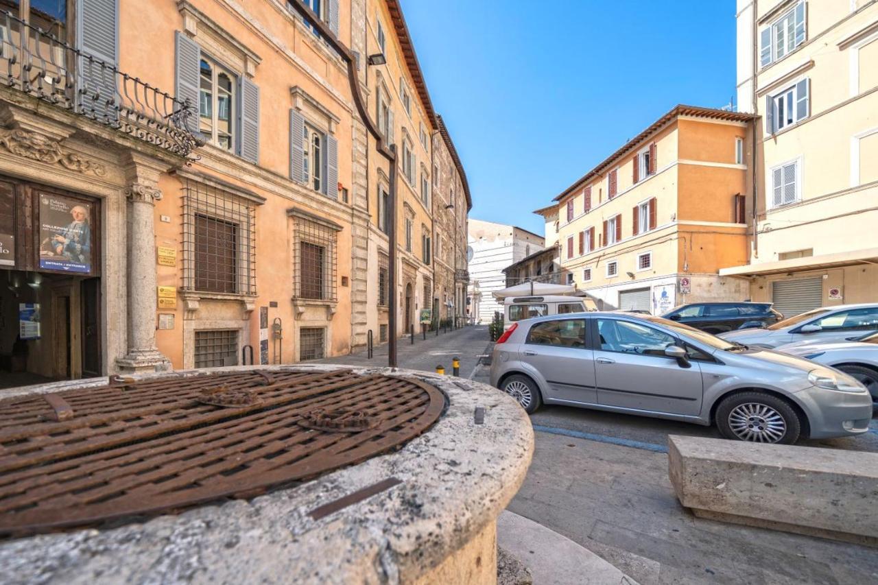 Raffaello - M&M Holiday House Perugia Bagian luar foto