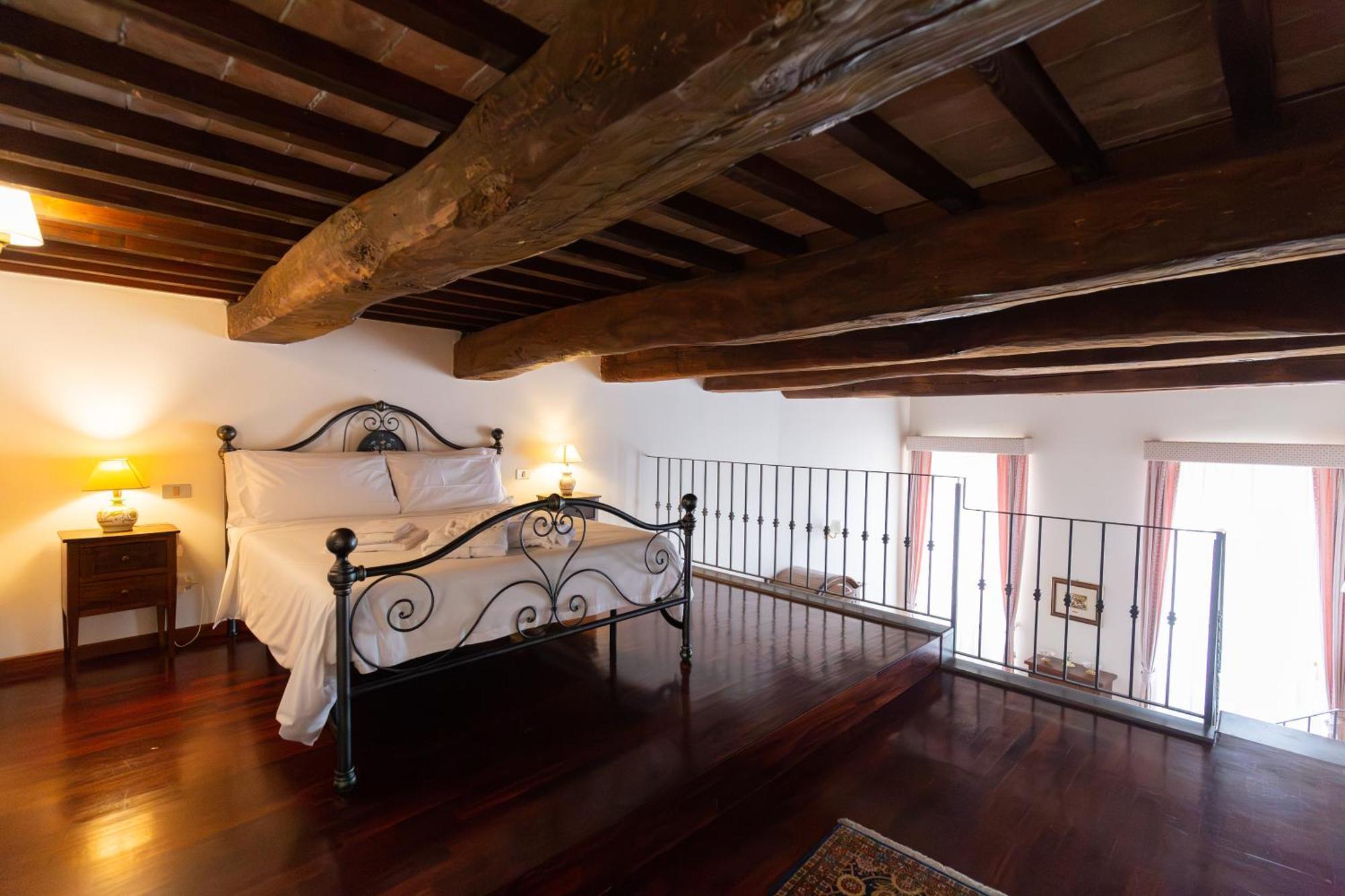 Raffaello - M&M Holiday House Perugia Bagian luar foto